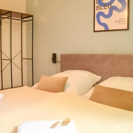 Milpau Buer 2 - Modernes Mit Queensize-bett, Netflix, Nespresso, Waschmaschine & Smart Tv Apartament