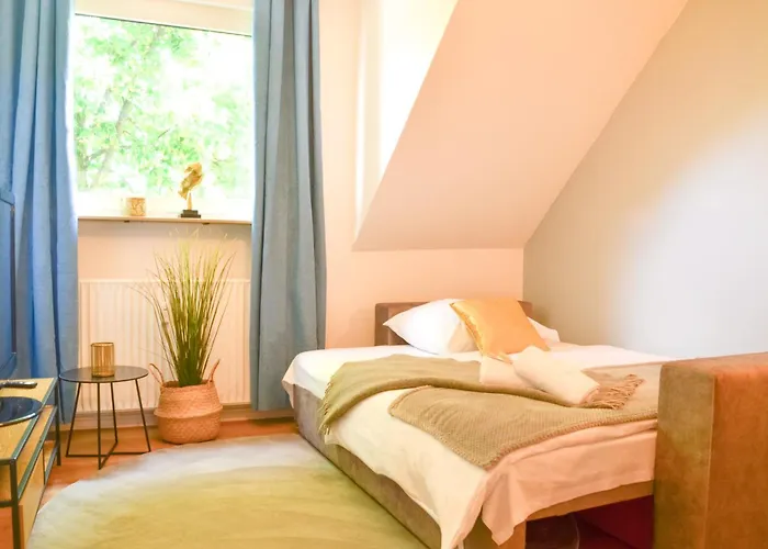 Milpau Buer 2 - Modernes Mit Queensize-bett, Netflix, Nespresso, Waschmaschine & Smart Tv