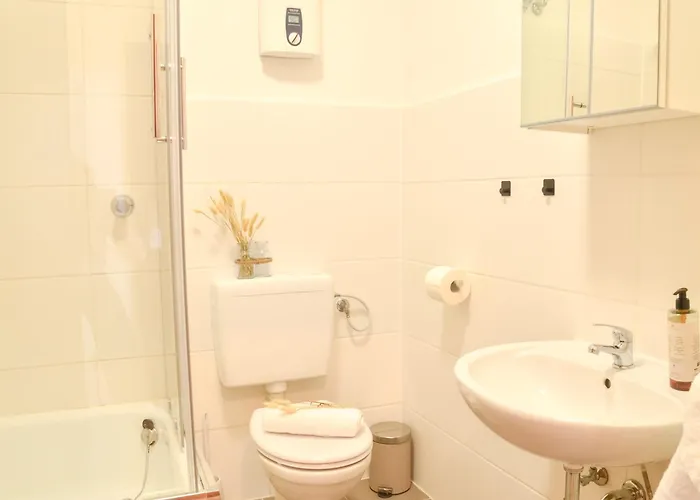 Milpau Buer 2 - Modernes Mit Queensize-bett, Netflix, Nespresso, Waschmaschine & Smart Tv Lejlighed Gelsenkirchen